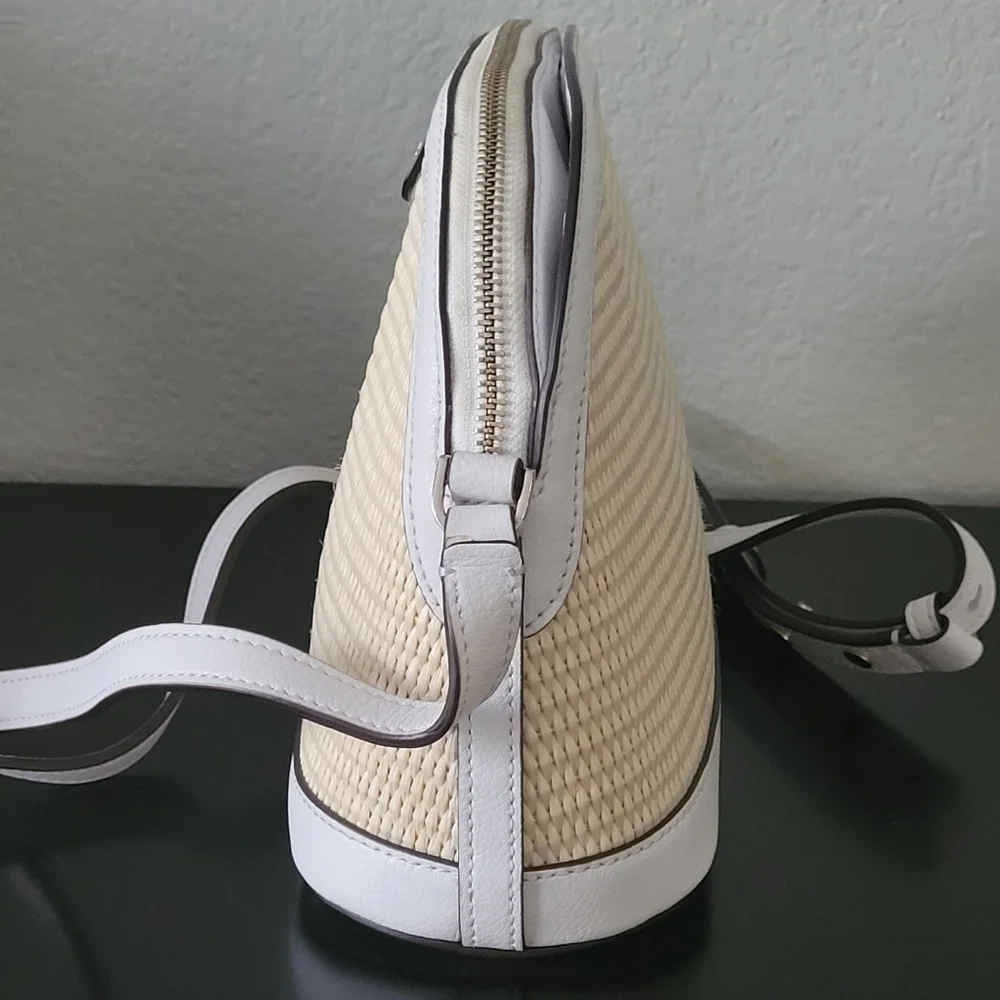 Sylvia Straw X-large Dome Crossbody - Picture 4 of 15